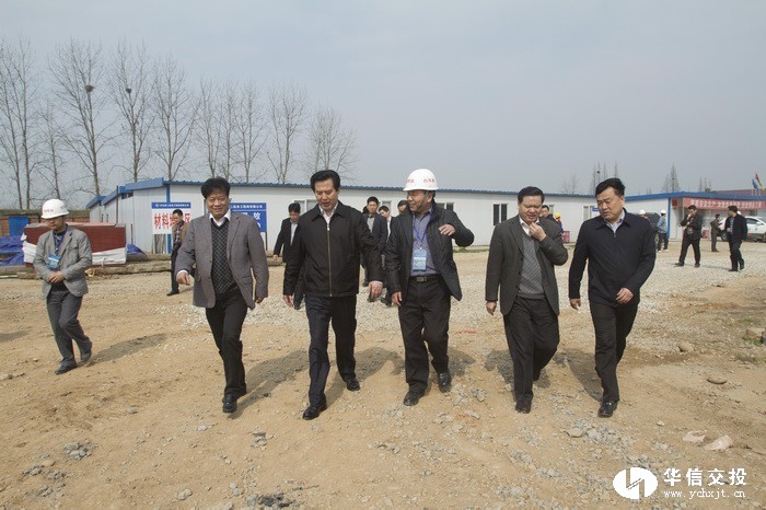 省委常委、市委書(shū)記黃楚平調(diào)研白洋港口新區(qū)1.jpg